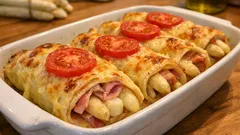 Spargel-Pfannkuchen aus dem Ofen: herzhafte Rollen mit Schinken und Käse