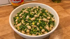 Zitroniger Bohnensalat mit Petersilie – schnell gemacht und herrlich frisch
