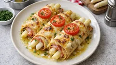 Spargel-Pfannkuchen mit Schinken – schnell gerollt und unter dem Grill überbacken