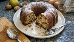 Birnen-Nuss-Gugelhupf mit Kardamom – saftig, nussig und ganz unkompliziert