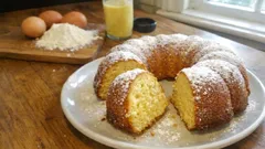 Saftiger Eierlikörkuchen aus der Guglhupfform – gelingt ganz ohne Aufwand