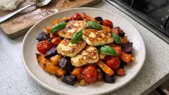 Ofengemüse mit Halloumi vom Blech – würzig, bunt und ganz unkompliziert
