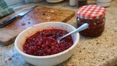 Low-Carb Preiselbeer-Kompott mit Xylit – in 15 Minuten sanft eingekocht