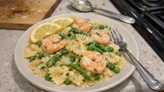 Cremige Spargel-Garnelen-Pasta mit Zitrone – schnell gemacht, schmeckt nach Frühling