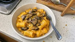 Butternut-Pasta mit Steinpilzen und Trüffelöl – cremig, schnell, wie im Restaurant