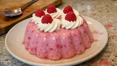 Himbeer-Buttermilch-Pudding aus dem Kühlschrank – leicht, cremig und fruchtig