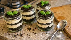 Oreo-Schichtdessert im Glas: cremig wie Tiramisu und in 15 Minuten fertig