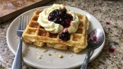 Fluffige Waffeln wie vom Café – mit Mineralwasser extra locker