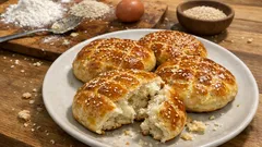 Fladenbrot wie vom Bäcker: weich, luftig und mit Sesamkruste