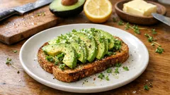 Avocadobrot in 5 Minuten: Vollkorn, Zitrone und Kresse – so bleibt’s schön frisch