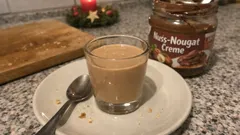 Nuss-Nougat-Lebkuchen-Likör: cremig, würzig und in 20 Minuten selbst gemacht