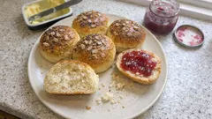 Buttermilch-Brötchen wie vom Bäcker: außen goldbraun, innen extra weich