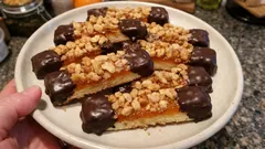 Cashew-Nussstangen mit Orange und Zartbitter – mürbe, saftig, lange frisch